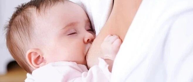 母乳是由妈妈的血变成的？了解了这点，就明白母乳到底是咋回事
